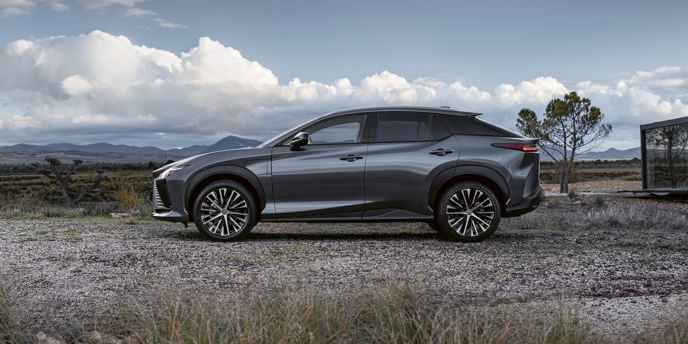 Lexus-cheapest-lease-RZ